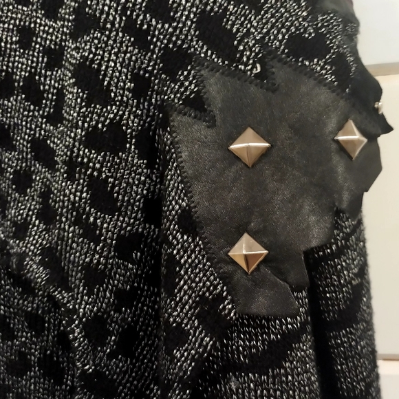 Vintage 1980s Graced by Starr Large Rocker Sweater - Picture 7 of 14